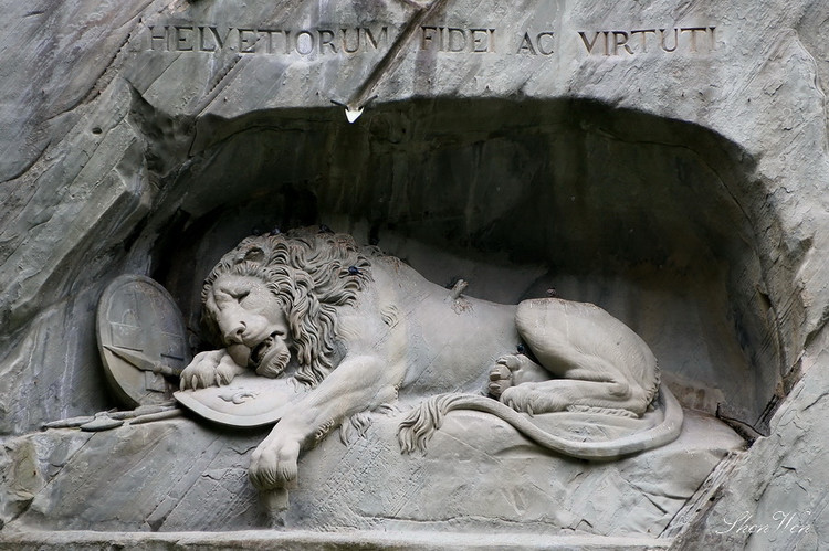 世界上最傷感、最感人的石雕—盧森之獅【原創(chuàng)】 - 晚霞映天 - 晚霞映天的博客