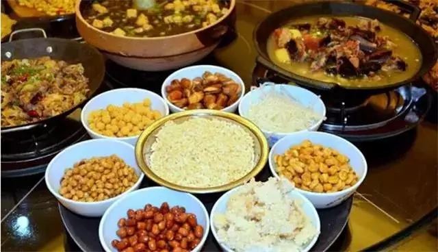 土家幺妹兒給你熬一碗油茶湯